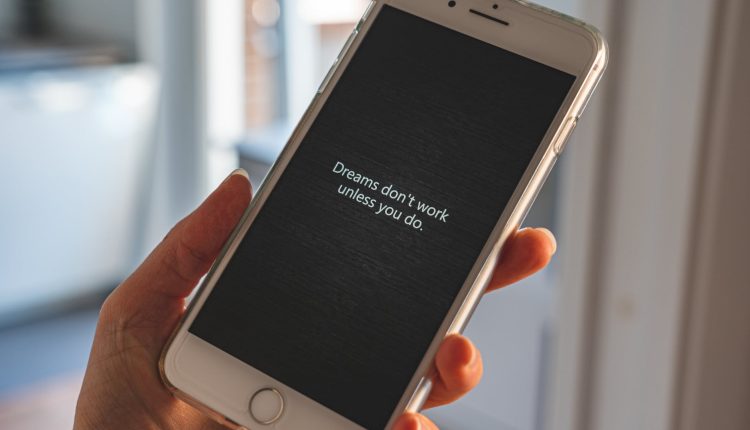 yeni nesil akilli telefonlar teknoloji dunyasindaki son trendler